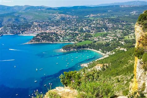 Tourism in Cassis : visit Cassis , the colourful fishing port, the ...