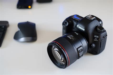 Canon vs. Nikon: What Brand Has The Better Camera? | Digital Trends