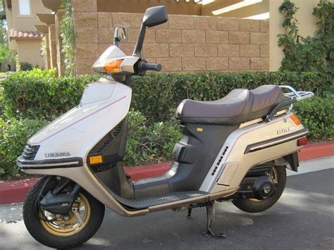 1985 Honda Elite 250 Scooter - Low Miles! No Reserve!