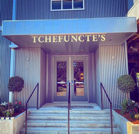 Tchefuncte's Restaurant | 407 St Tammany St, Madisonville, LA 70447, USA