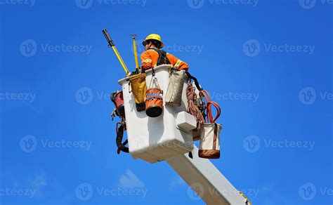 Electrician fixing electric lines 6927638 Stock Photo at Vecteezy