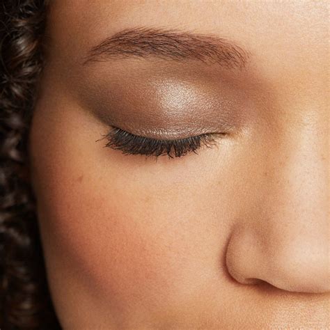 Caviar Stick Eye Shadow - Laura Mercier | Sephora | Smokey eye makeup, Natural smokey eye ...