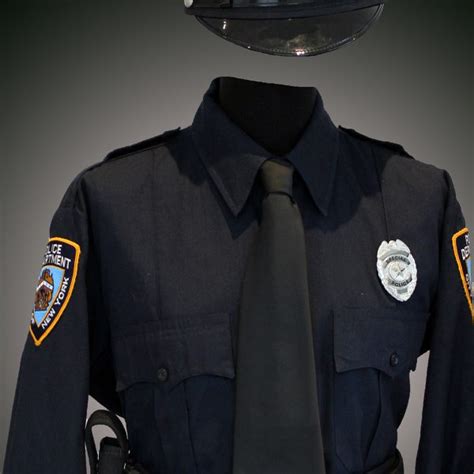 LAW ENFORCEMENT UNIFORMS - La compagnie du costume