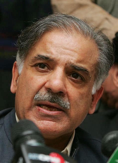 Pakistan’s prime minister resigns after high court ruling | The Seattle Times