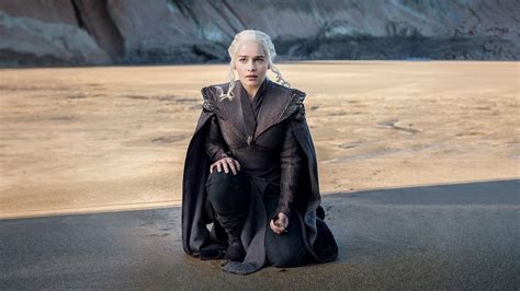 Game Of Thrones season 7 episode 1 review: Dragonstone - The Dark Carnival