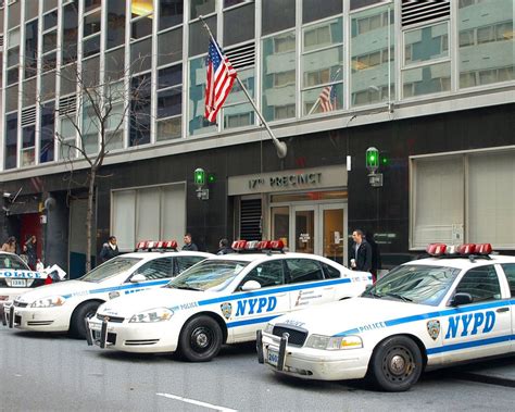 P017 NYPD Police Station Precinct 17, Midtown Manhattan, New York City | Police cars, Police ...