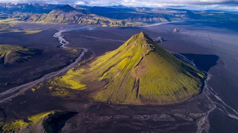 Hofsjokull Glacier – An Adventurer’s Heaven – Iceland Travel Guide