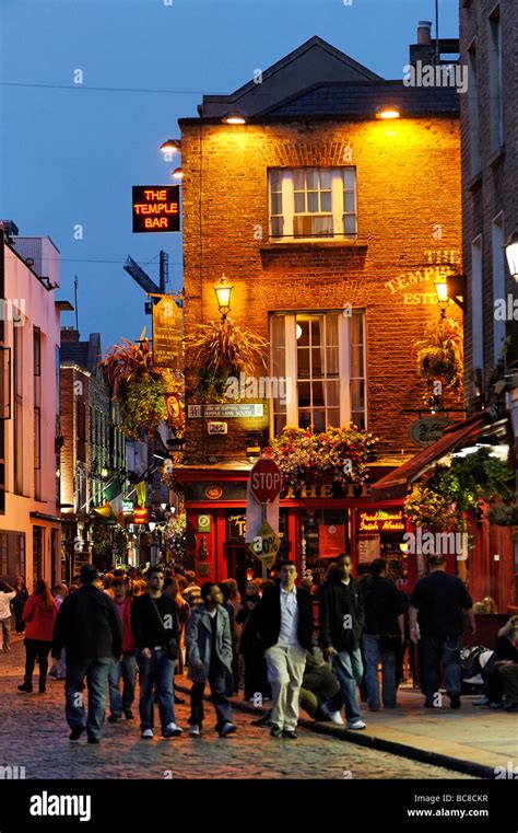 General street view of Temple Bar nightlife area Dublin Republic of ...