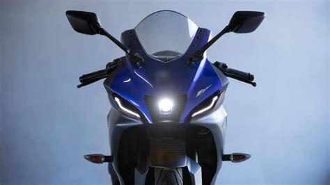 2023 Yamaha R125 - First Look - SportBikes Inc Magazine