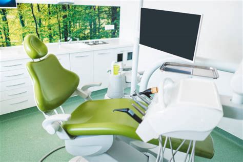 Dentist Office Green Stock Photos, Pictures & Royalty-Free Images - iStock