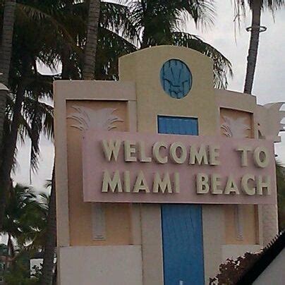 Welcome To Miami Beach Sign - Miami Beach, FL