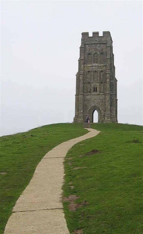 Glastonbury Tor | Glastonbury tor, Glastonbury, Places to visit