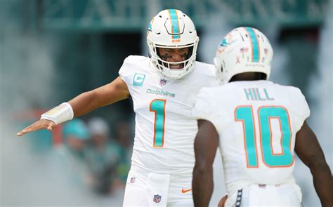 Miami Dolphins QB Tua Tagovailoa Will Target Tyreek Hill Early and ...