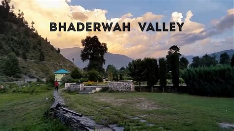 Fish Pond Bhaderwah Valley | Jammu and Kashmir | Beautiful view | usman - YouTube