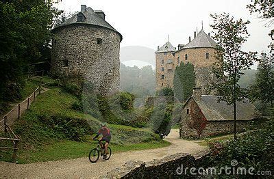 CASTLES IN BELGIUM | Castle Reinhardstein near Robertville village in Belgium. Belgian ...