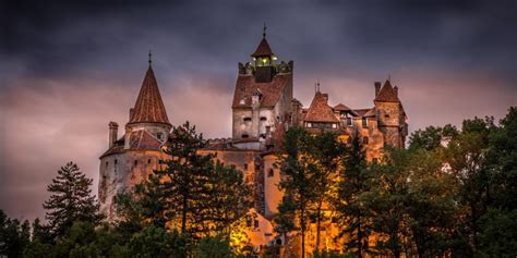 Dracula Castle Tour Basic - Bike The City