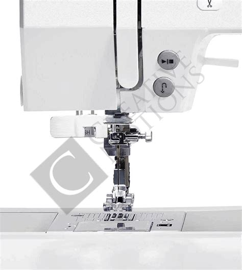 Sewing Machine: Pfaff Passport 3.0 | Home Sewing/Quilting Machine