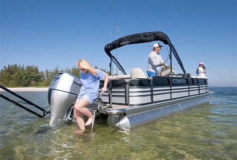 8 Reasons Why The Pontoon Is The Best Boat For Shallow Water – The Pontoon Site