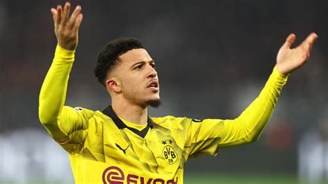 Jadon Sancho explains badge-thumping celebration for Borussia Dortmund ...