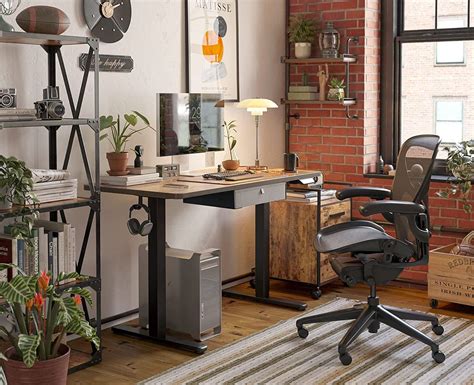 Best Standing Desks for Your Home Office 2023