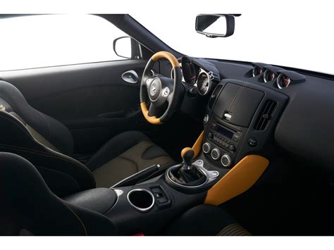 2020 Nissan 370Z: 73 Interior Photos | U.S. News