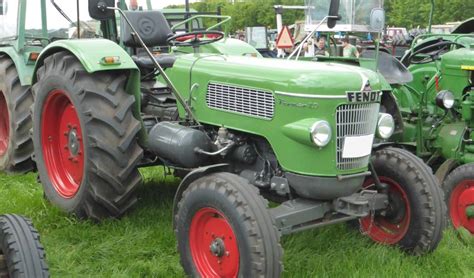 Fendt Farmer 2 D Specs and data - United Kingdom