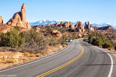 Scenic Drive Arches National Park | Earth Trekkers