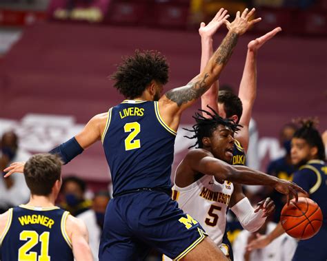 Michigan Basketball: Grading Wolverines loss to Minnesota