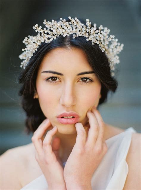 33 Royal Wedding Worthy Bridal Crowns - Chic Vintage Brides : Chic Vintage Brides