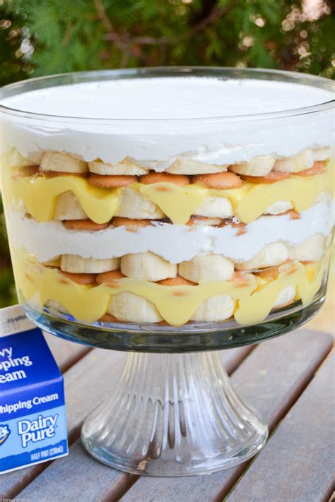 easy banana trifle