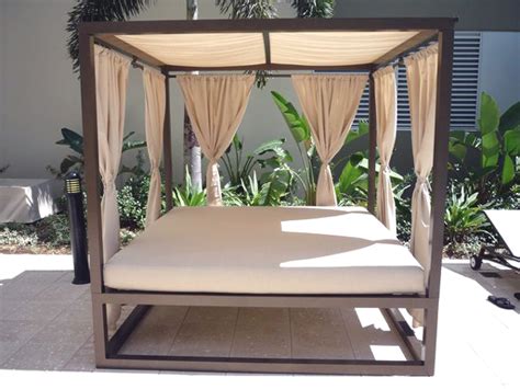 Outdoor Daybed with Canopy by Florida Patio