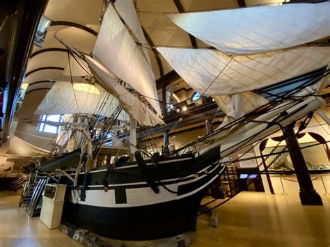 What to do in New England: visit the New Bedford Whaling Museum