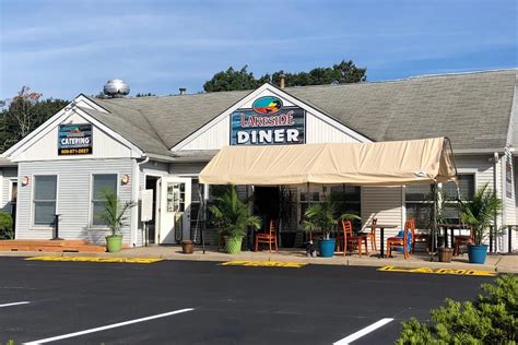 NJ health officials shut Lakeside Diner but owner reopens again