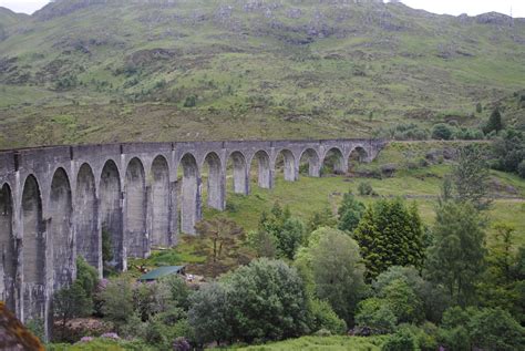 The Train Bridge seen in the Harry Potter films | Harry potter films ...