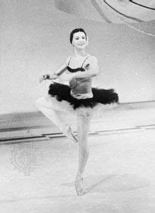 Pirouette | ballet | Britannica.com