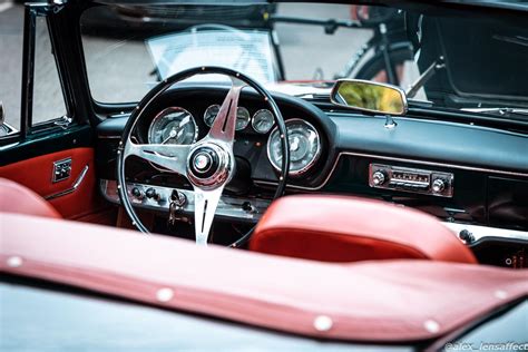 Maserati 3500GT Interior : r/classiccars