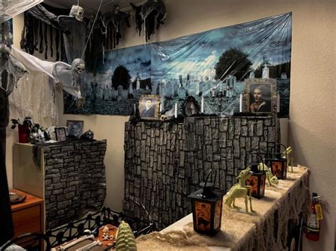 Halloween Bash Decoration Contest: Room 3 - Brooks Law Group