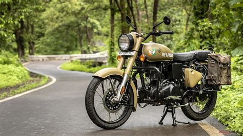 Royal Enfield Classic 350 BS6: Review Image Gallery - BikeWale