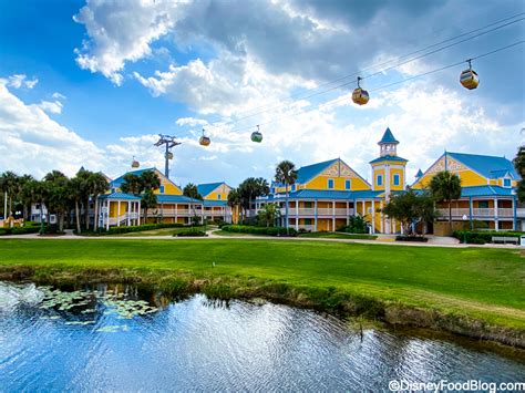 PHOTOS: Disney's Caribbean Beach Resort Pirate Room Tour! | the disney food blog