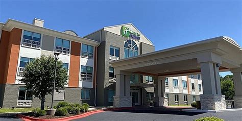 HOLIDAY INN EXPRESS & SUITES ENTERPRISE, AN IHG HOTEL - Updated 2024 ...