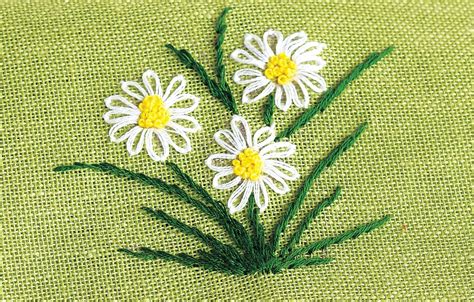 HOW TO HAND EMBROIDER FLOWERS | Embroidery Designs | Hand embroidery designs, Simple embroidery ...