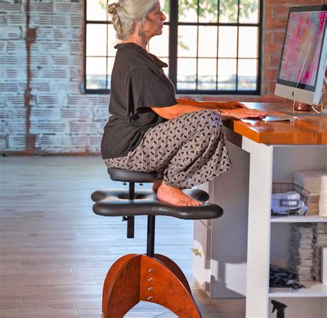 There's Now an Office Chair That Lets You Sit Cross-Legged, Or in Any ...