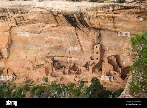 Cliff Dwellings of Mesa Verde Stock Photo - Alamy