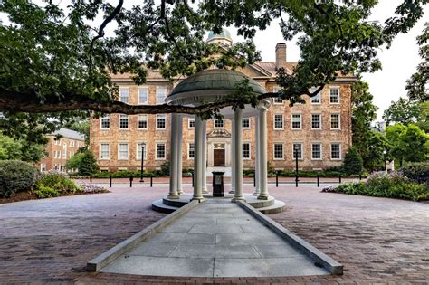 Self-Guided Tour - UNC Visitors Guide-2023