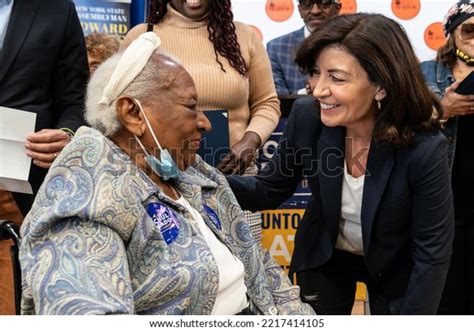 Governor Kathy Hochul Local Officials Husband Stock Photo 2217414105 ...