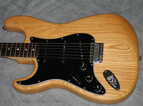 1977 Fender Stratocaster, Left Handed model | Garys Classic Guitars & Vintage Guitars LLC