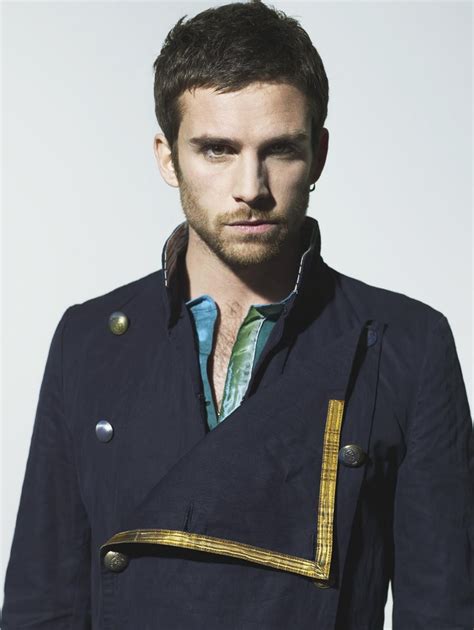 Guy Berryman/Coldplay - 25 Musicians Who Went to Art School | Complex