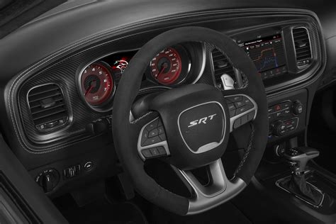 The race-inspired interior of the Dodge Charger SRT Hellcat Wide ...