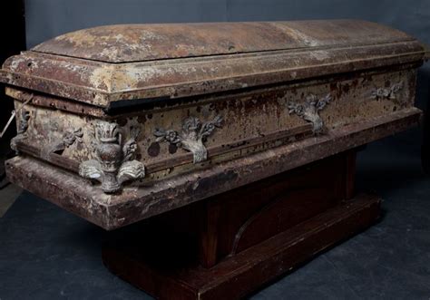 147 best images about Coffins: Antique & Vintage on Pinterest | Civil ...