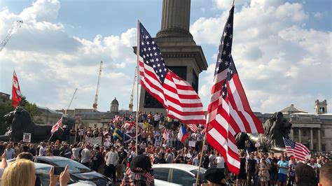 Trump supporters turn out in London a day after protests | Fox News